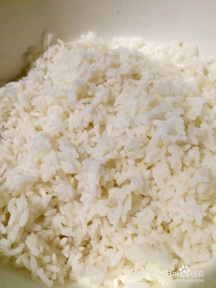 炒米饭怎么粒粒分开