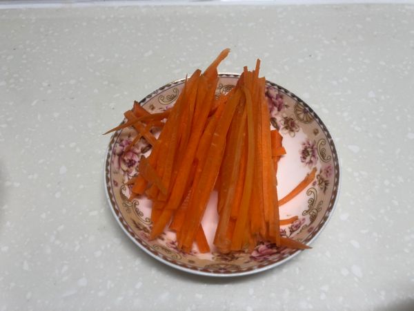 青蒜肉丝炒香干