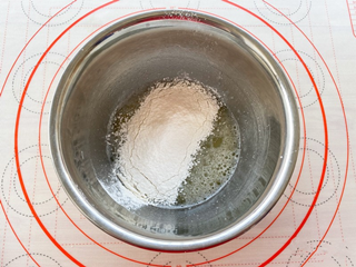 香葱肉松薄脆饼怎么做?