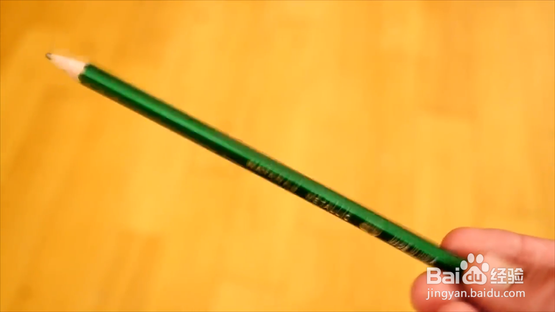 如何用热熔胶制作橡皮
