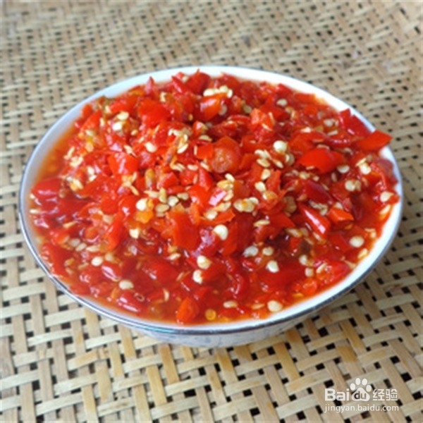 鱼腥草做菜搭配什么最好吃？