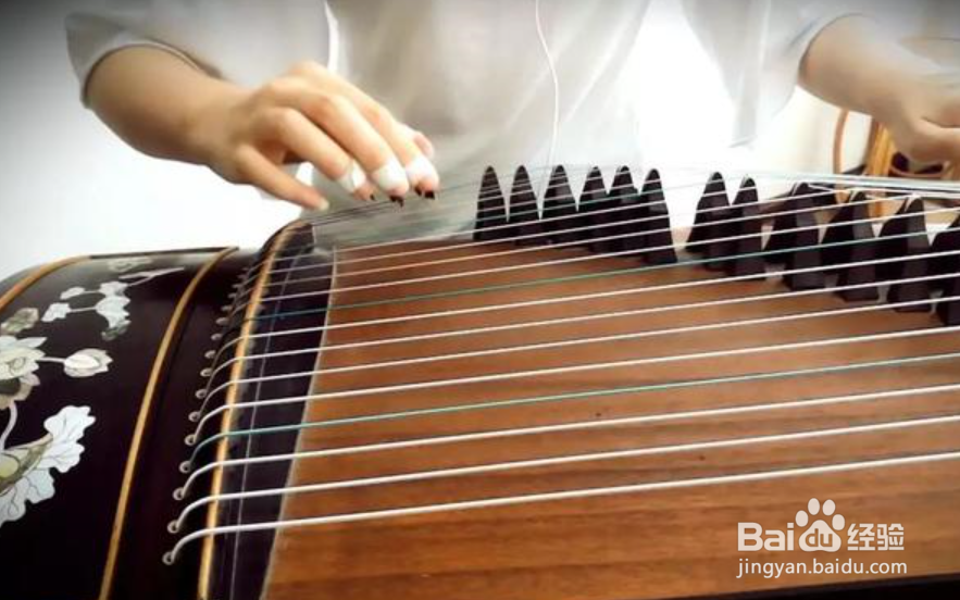 古筝F调怎么调