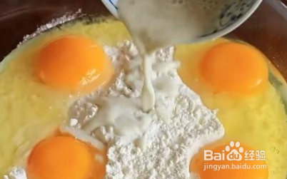 1碗面粉,4个鸡蛋,这么做太美味了