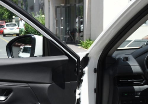 东风郑州日产骐锐怎样匹配遥控