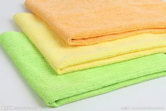 如何去除脸上出油，保持面部弹性