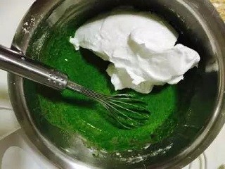 菠菜蛋糕怎么做
