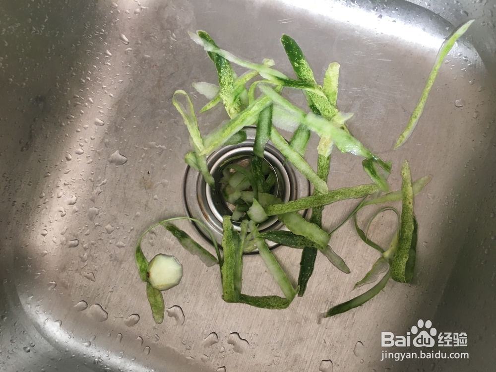 水果黄瓜清炒火腿肠怎么做才好吃？