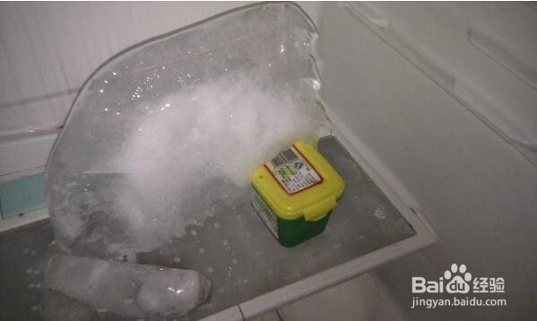 冰箱冷藏室结冰怎么办