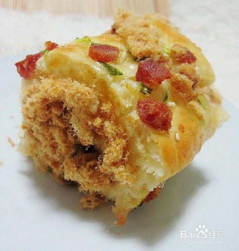 香葱腊肠肉松面包卷的做法