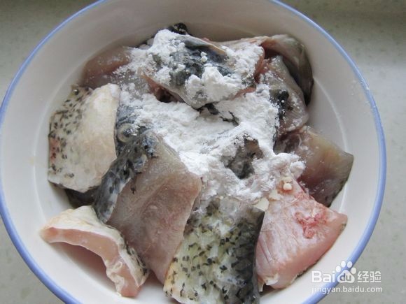 怎么做蘑菇炖鲤鱼