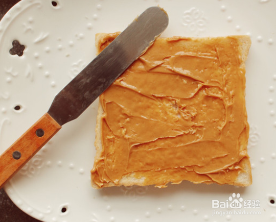 如何去制作烤棉花厚糖吐司