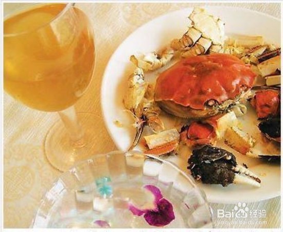 螃蟹应该怎么吃？