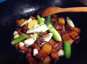 红烧肉最正宗的家常做法