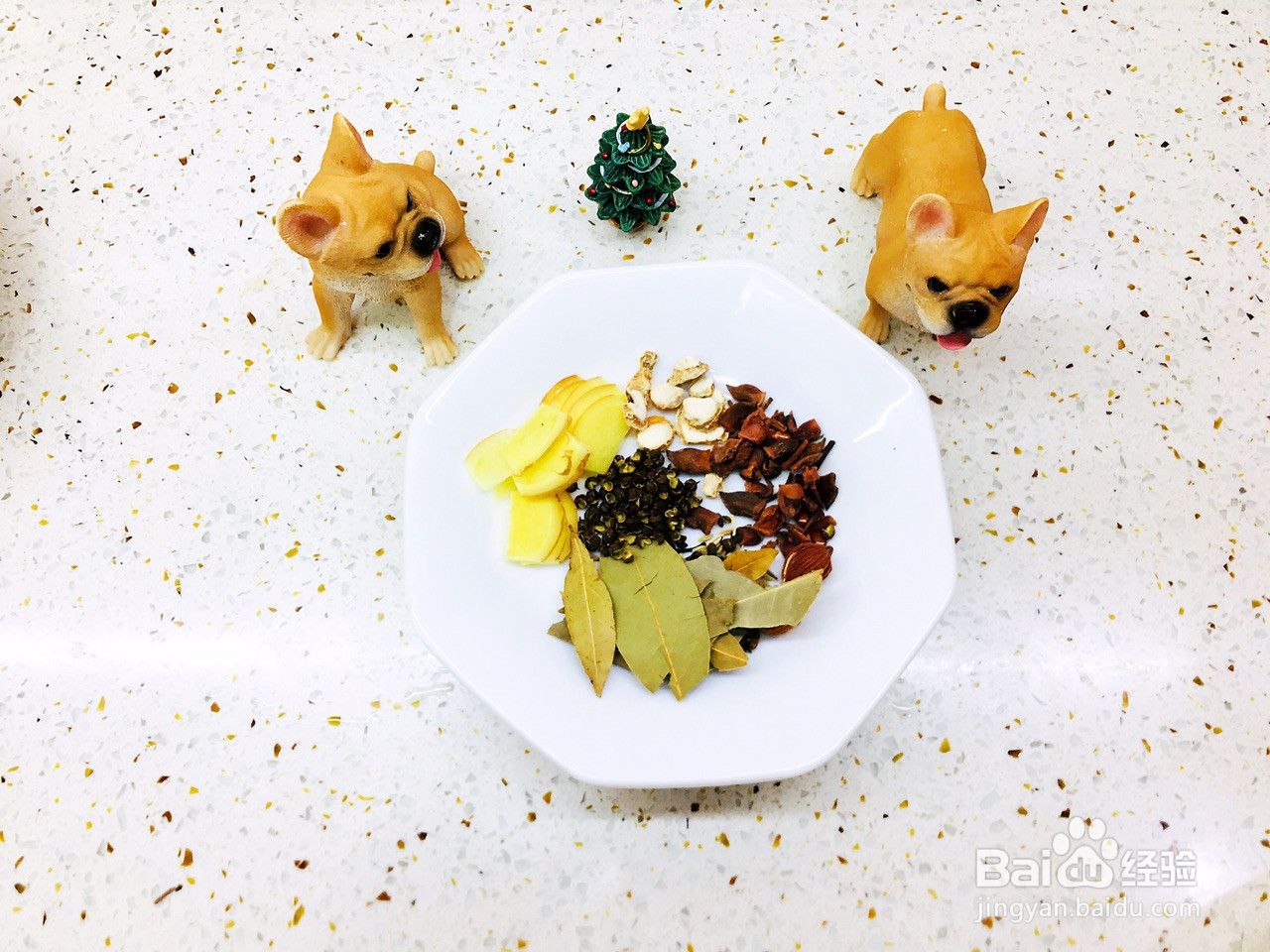 ＜秘制红烧肉＞的做法