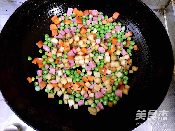 什锦豌豆丁的做法