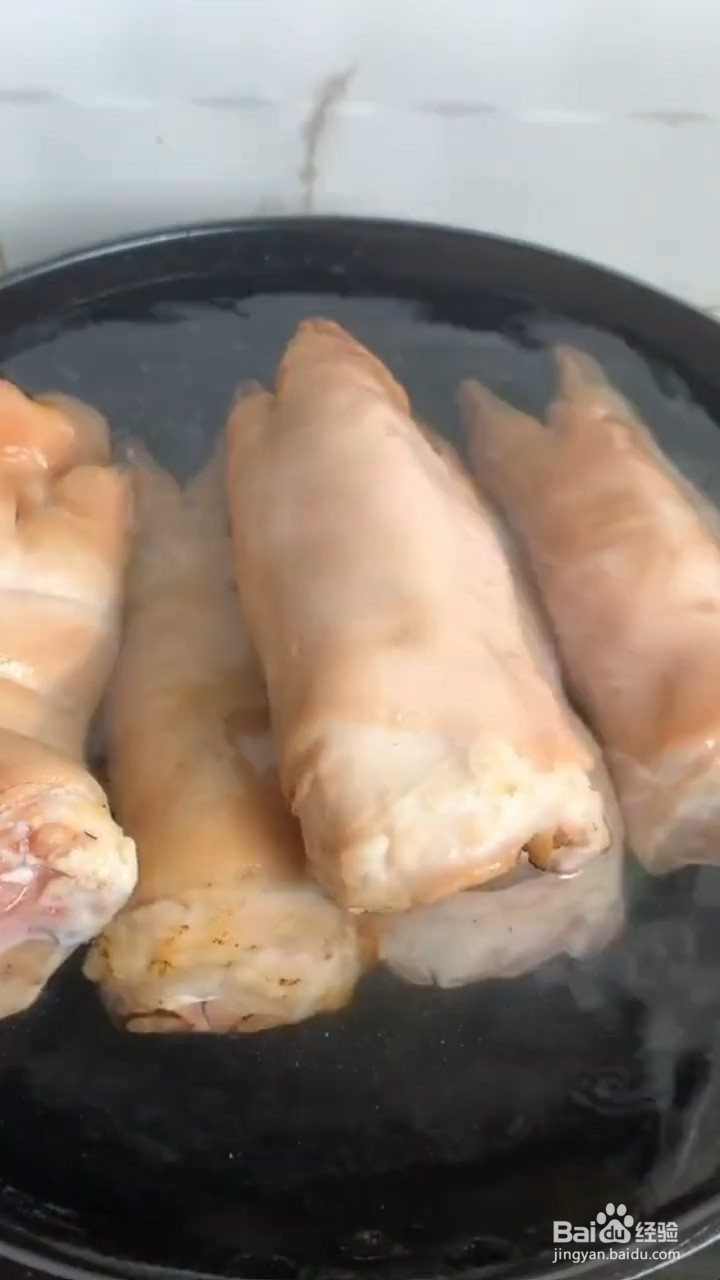 如何制作美味的家常酱猪蹄