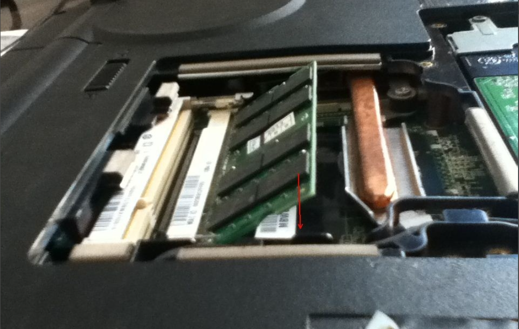 苹果笔记本电脑突然无法开机，插上电源电灯不亮