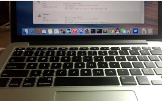 如何将台式机的屏幕和笔记本的屏幕连接在一起
