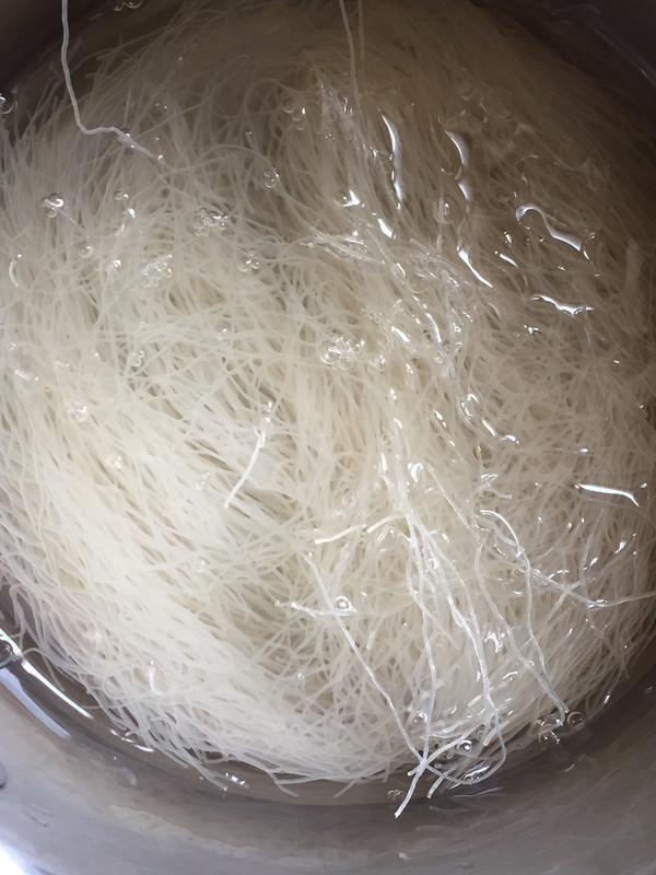 粉丝蒜香娃娃菜