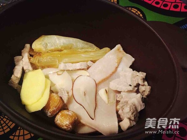 鱼胶螺片美肌汤