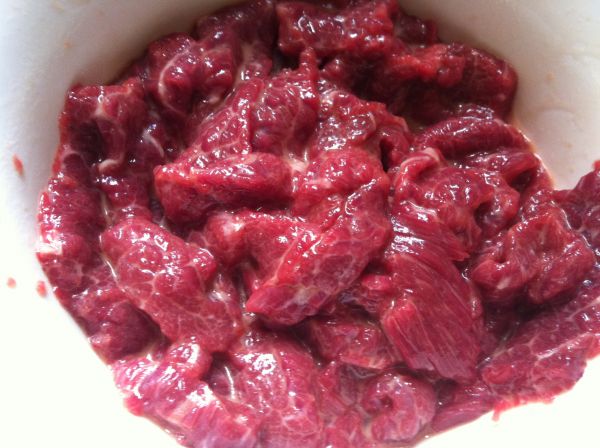 牛肉毛豆南瓜盅