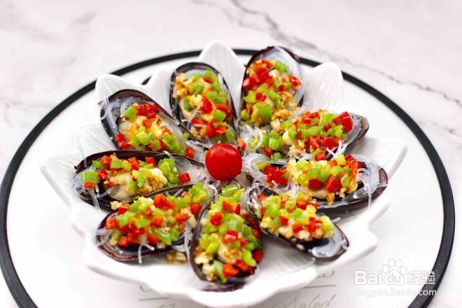 蒜香粉丝双椒青口贝