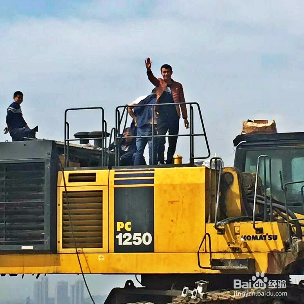 选购二手挖掘机的流程：