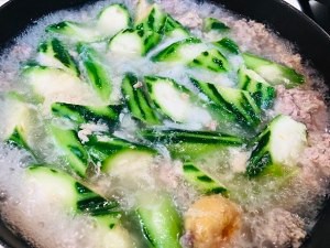 怎么做丝瓜肉沫咸蛋汤