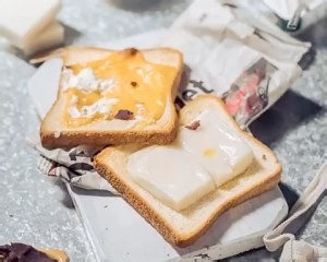 日式红豆年糕热烤三明治的做法