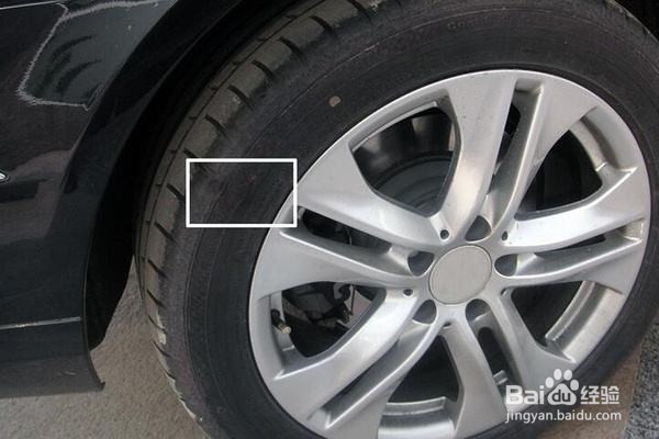 轮胎鼓包了怎么办