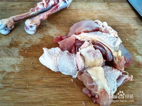 如何制作鸡腿烧香菇