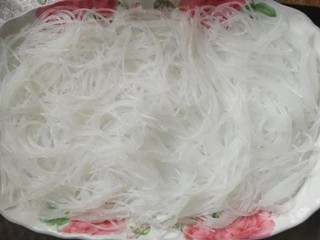 蒜蓉粉丝金针菇怎么做
