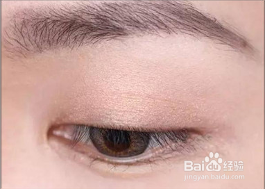 卧蚕眼化妆技巧