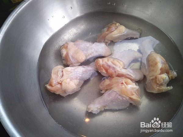 如何制作红烧鸡翅根