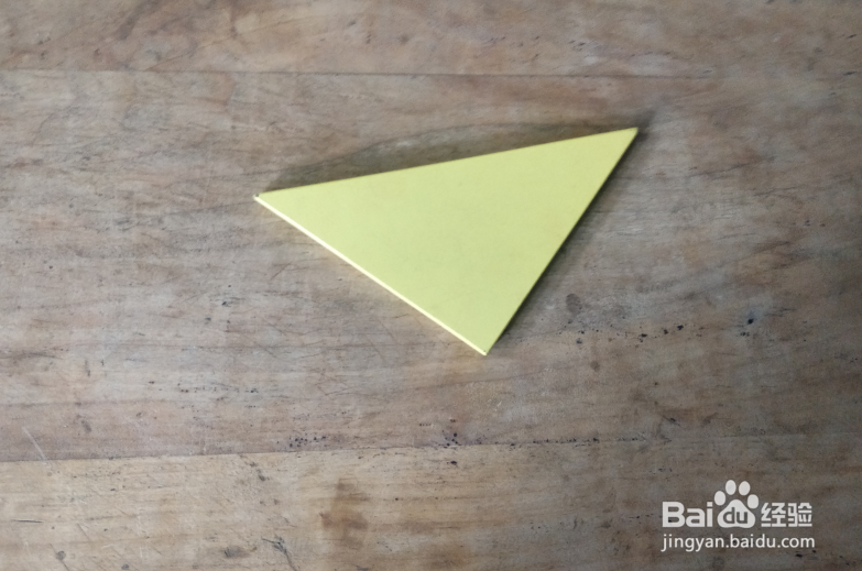 用七巧板怎样拼一个抬着胳膊向前跑的小孩？