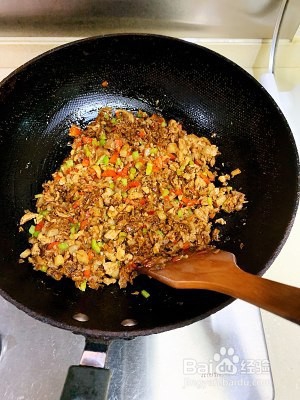 教你做外婆菜炒五花肉