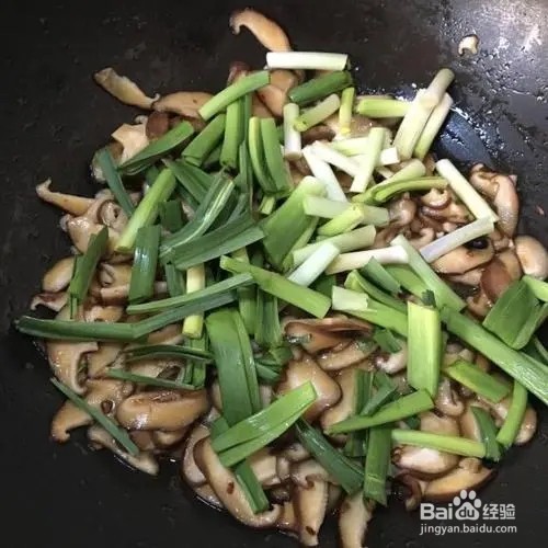 花菇炒青蒜