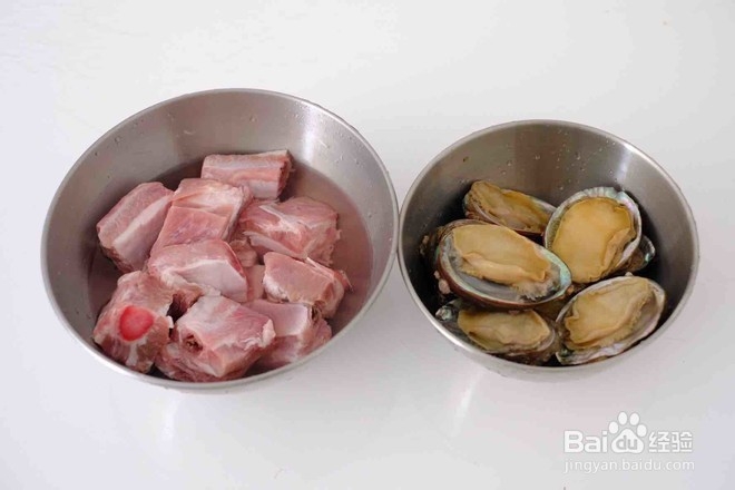 鲍鱼烧排骨的做法
