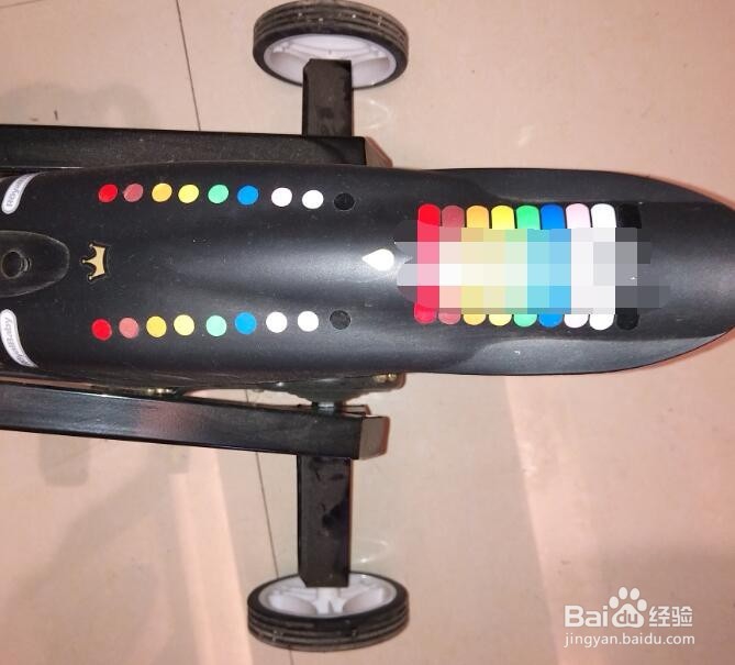 怎么安装儿童车辅助轮?