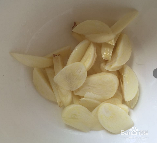 芹菜叶炒南瓜片
