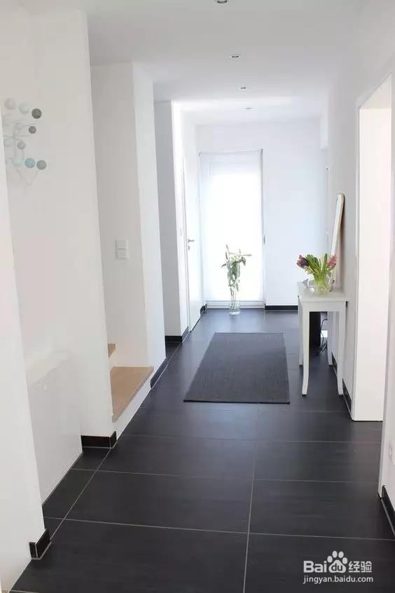 如何设计一个漂亮的踢脚线？