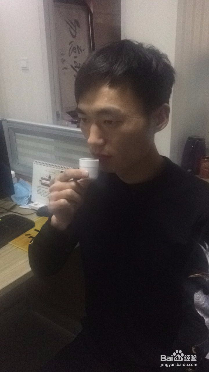 漱口水的正确使用方法及注意事项