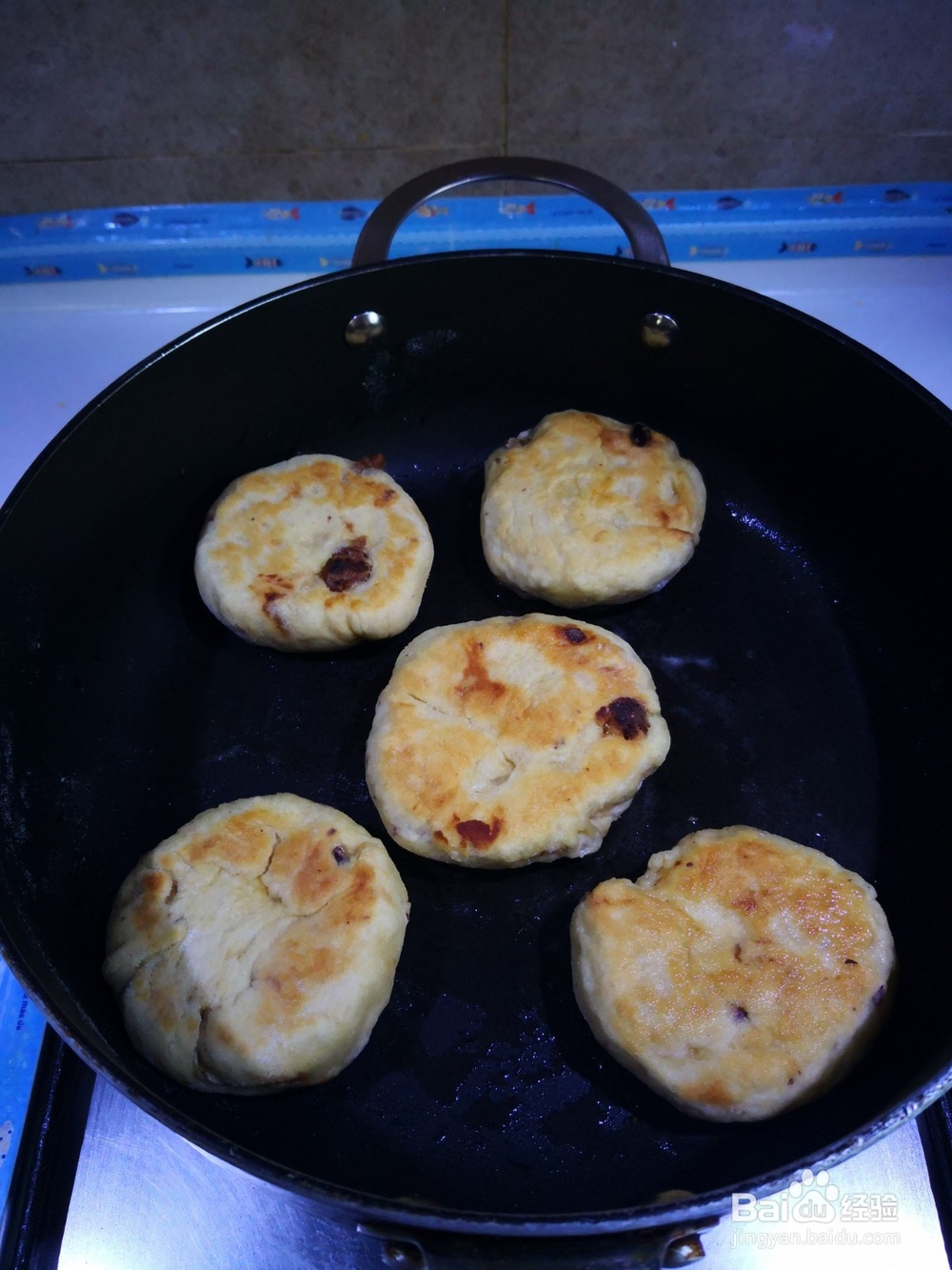 鸡蛋红枣发面饼的做法