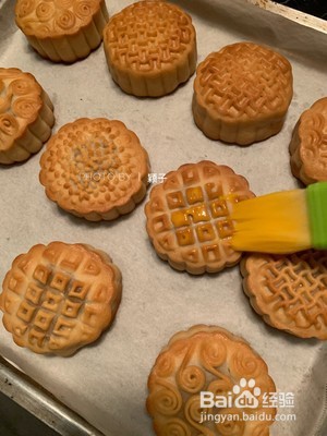 广式奶黄月饼的做法