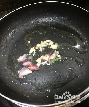 教你怎么做香椿蚝油拼蟹味菇