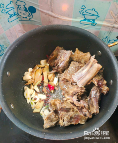 家常菜：腊排萝卜汤