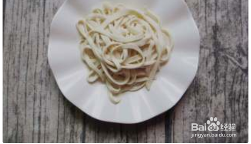 蒜蓉芝麻酱拌面