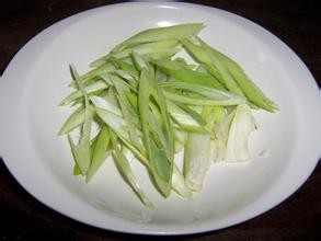 家常菜肴之香辣葱爆口条