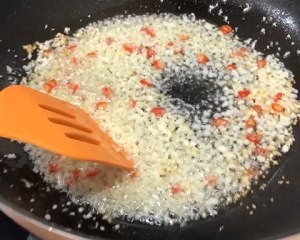 家常菜蒜蓉蒸鲍鱼