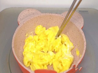 鲜虾豆腐小炖菜怎么做?